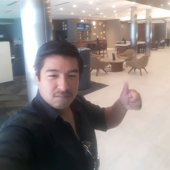 Meet your Posher, Francisco - Picture 1 of 2